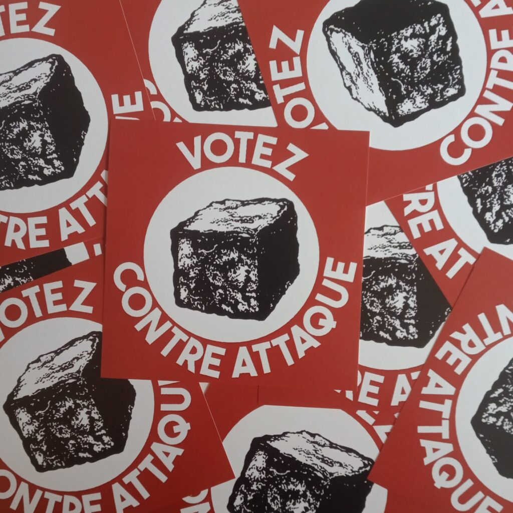 n°71 - Votez Contre Attaque - lot de 10 stickers
