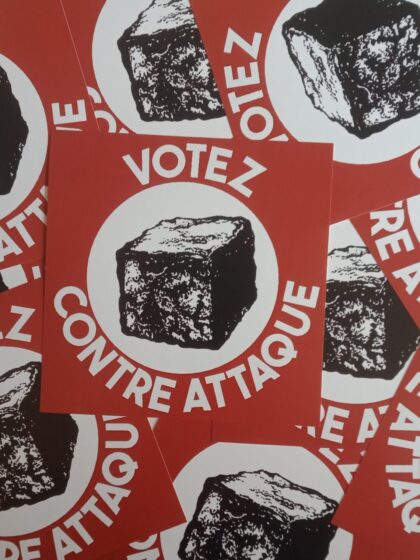 n°71 - Votez Contre Attaque - lot de 10 stickers