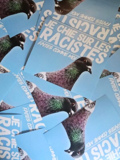 n°67 - Je chie sur les racistes - Lot de 10 stickers