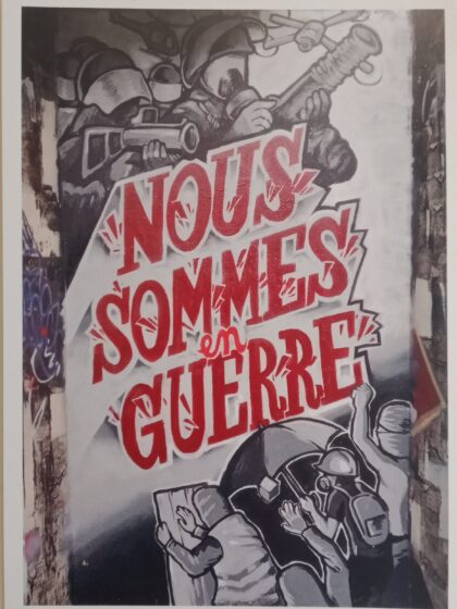 Carte postale "Nous sommes en guerre"